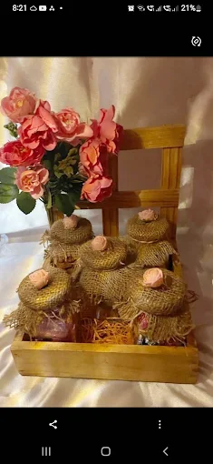 Handcrafted jute jar birthday party hamper with roses