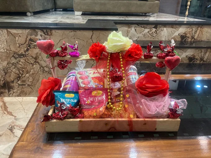 Grand loaded chocolate and snack hamper tray